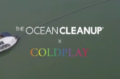 Kerja Sama Coldplay dan The Ocean Cleanup Hasilkan Bantuan Berupa Kapal Pembersih untuk Sungai Cisadane