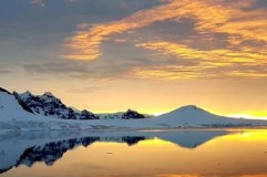 Penemuan Mengejutkan di Antartika, Ada Dunia Lain, Benarkah? Cek Faktanya 