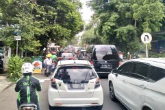 Jajaway jadi Jalur Alternatif ke Lembang, Jalan Dago Dipadati Kendaraan dari Luar Kota Bandung