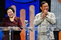 Unggah Foto Lawas, Prabowo Ucapkan Selamat Ulang Tahun ke Megawati