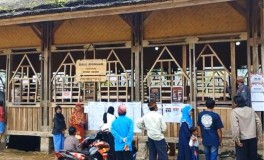 Melihat Antusiasme Warga Kampung Adat Kasepuhan Sinar Resmi Sukabumi Nyoblos di Pemilu 2024