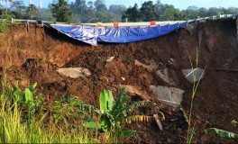 Longsor Susulan di Tol Bocimi, Sukabumi Menuju Jakarta Via Gerbang Tol Parungkuda Ditutup