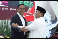 Salami dan Guncang Badan Anies Usai Pidato di Pleno KPU, Prabowo: Saya Pernah di Posisi Anda