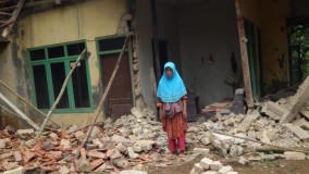 Gempa Sabtu Malam, 1 Rumah Warga di Desa Cidahu Sukabumi Roboh dan Tak Bisa Dihuni Lagi