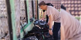 Aksi Peduli Polsek Cikole: Kerja Bakti Bersihkan Puing-Puing Bekas Kebakaran Rumah Warga di Sukabumi