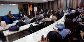 Bahas Kondisi Dunia, Universitas Moestopo Gelar Public Lecture Bersama Akademisi Malaysia