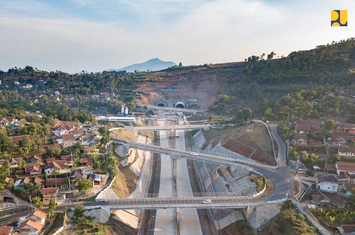 Konektivitas Semakin Kokoh, Indonesia Punya Jalan TOL Aktif Sejauh 2. ...