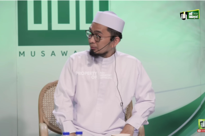 Jangan Sampai Dilewatkan! Ini 2 Bukti Dahsyatnya Malam Lailatul Qadar Ungkap Ustadz Adi Hidayat